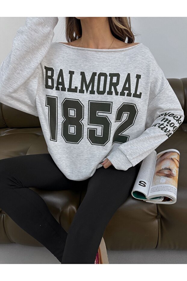 Kayık Yaka Baskılı Oversize Şardonlu Sweat - 1