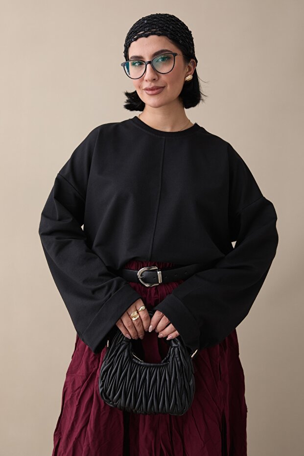 Kolu Katlamalı Oversize Siyah Sweat - 1