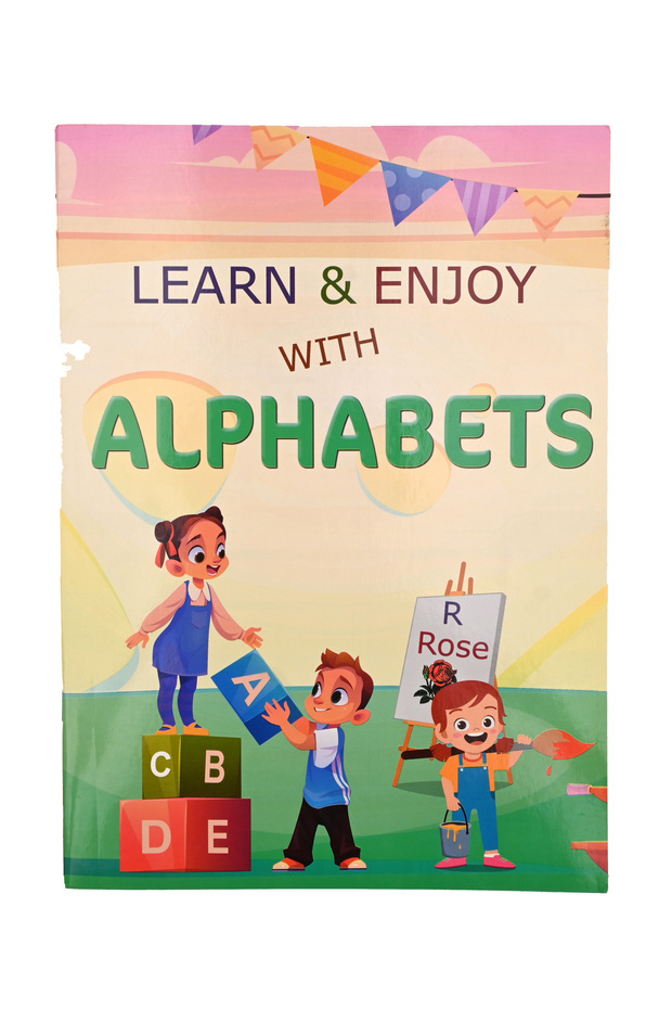 LEARN & ENJOY WITH AlPHABETS - تعلم وأمرح مع الحروف الإنجليزية