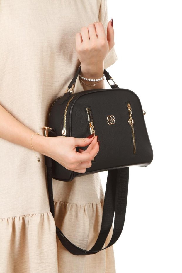Women's Vegan Leather Everyday Crossbody Bag – Black with Gold Zipper Detail