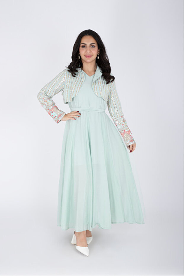 2 Piece Modern Patterned Embroidery Dress