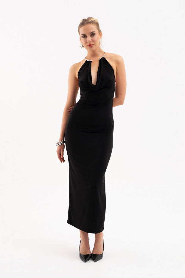 Women's Black Accessory Detail Low-Cut Long Dress