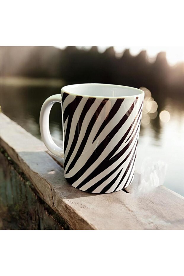 كوب منقوش بنمط الحمار الوحشي - 1