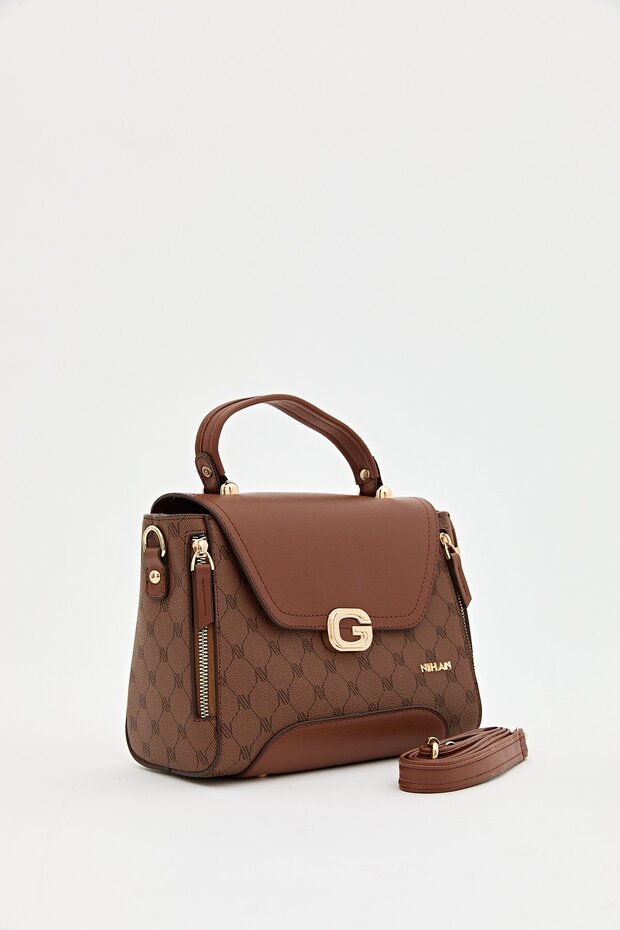 Monogram Kapaklı Çapraz Askılı Çanta Taba - 1