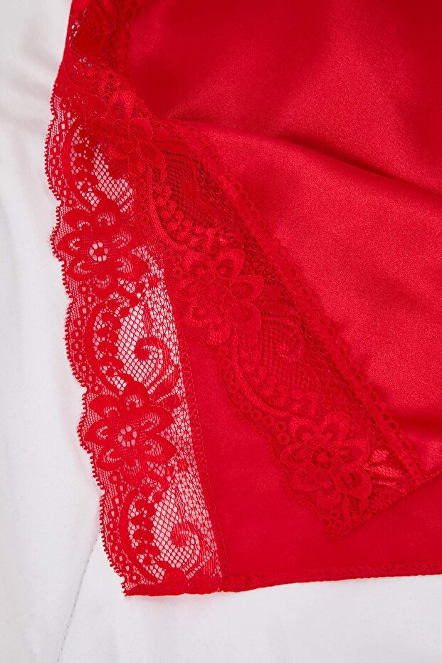 Kırmızı Saten Dantel ve Yırtmaç Detaylı İp Askılı Dokuma Babydoll/Fantezi Gecelik THMSS25CY00001 - 6