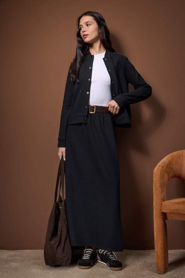 Siyah Regular Selanik Kumaş Düz Örme Tesettür Alt - Üst Takım TCTAW26US00050 - 1