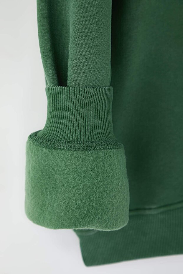 Yeşil Yıkamalı Slogan Baskılı Oversize/Geniş Kalıp Kalın İçi PolarlıÖrme Sweatshirt TWOAW26SW00248 - 6