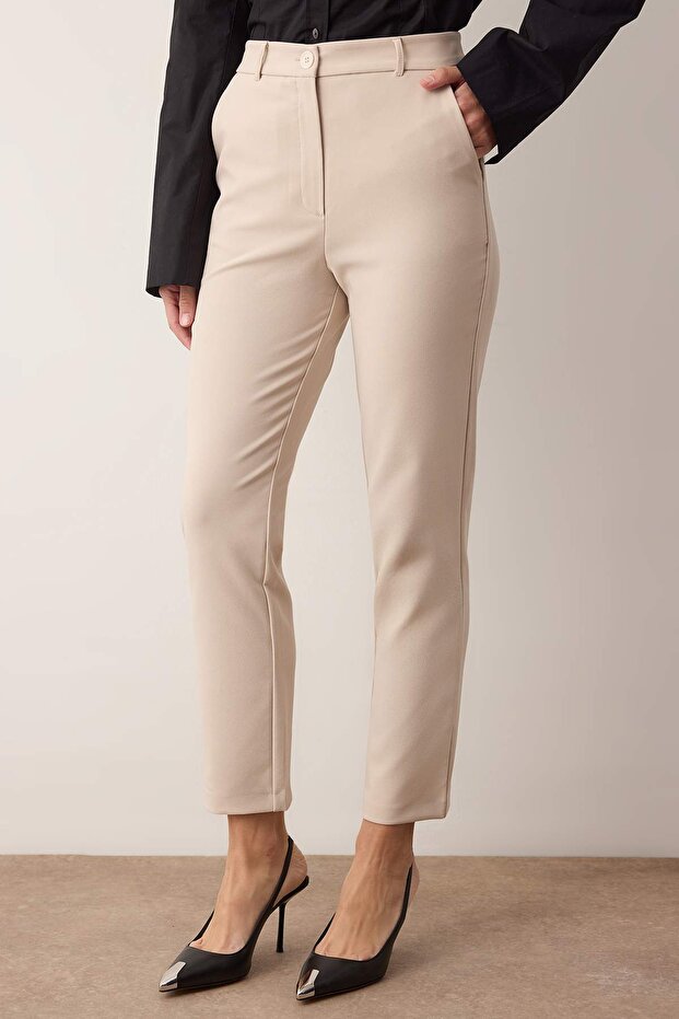 Açık Bej Basic Cigarette Dar Paça Dokuma Kumaş Pantolon TWOSS19ST0038 - 3