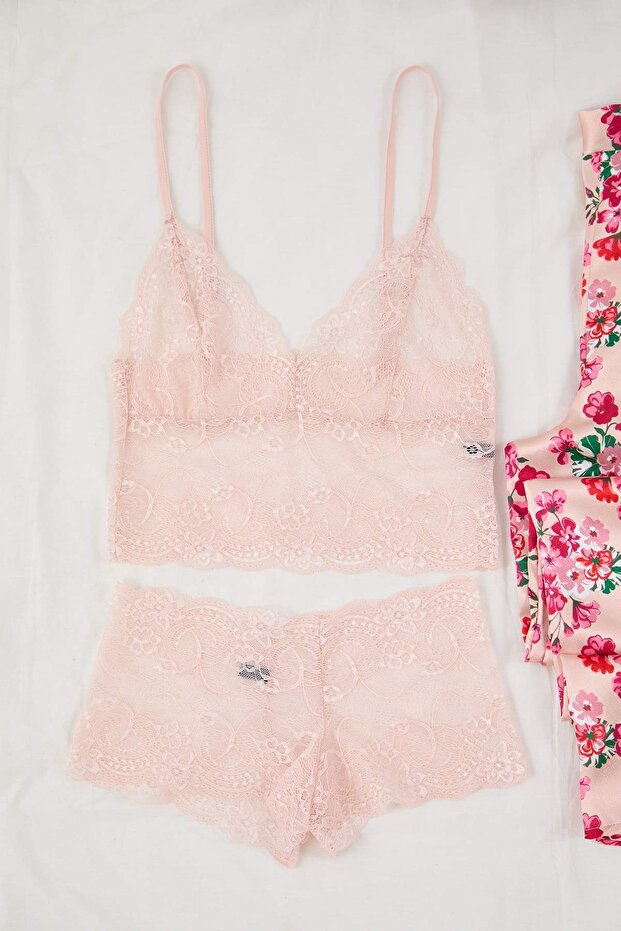 Çok Renkli 3'lü Çeyiz Set Çiçekli Üst Dantel, Alt Saten Külotlu Dokuma Pijama Takımı THMAW26PT00077 - 7