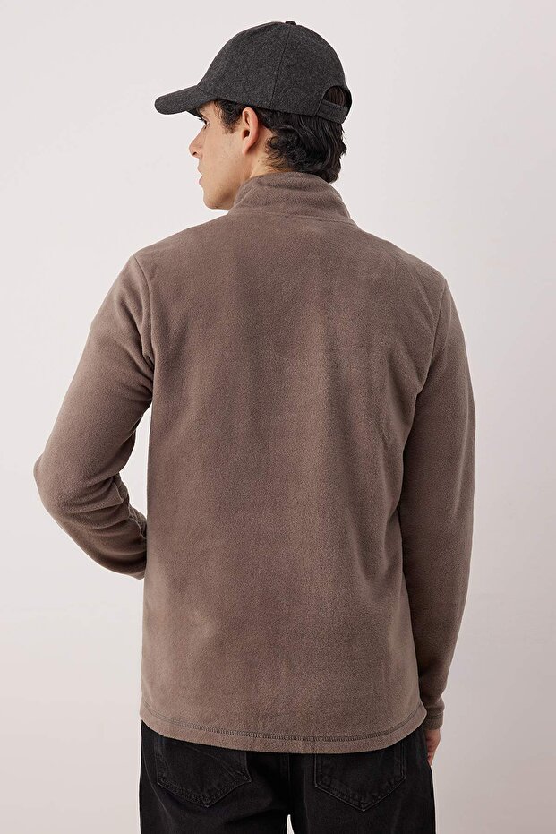 Koyu Bej Regular/Normal Kesim Fermuarlı Polar Sweatshirt TMNAW26SW00063 - 4