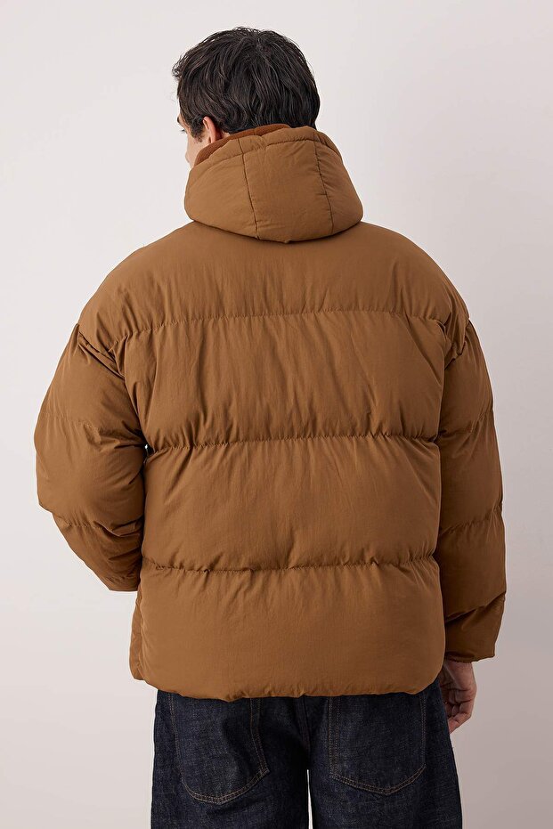 Erkek Tarçın Oversize Fit Kapüşonlu Taslan Kışlık Şişme Mont TMNAW25MO00005 - 5