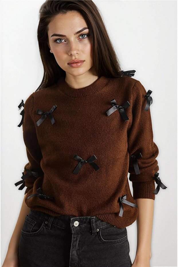 Bitter Brown Bow Round Neck Knitwear Sweater