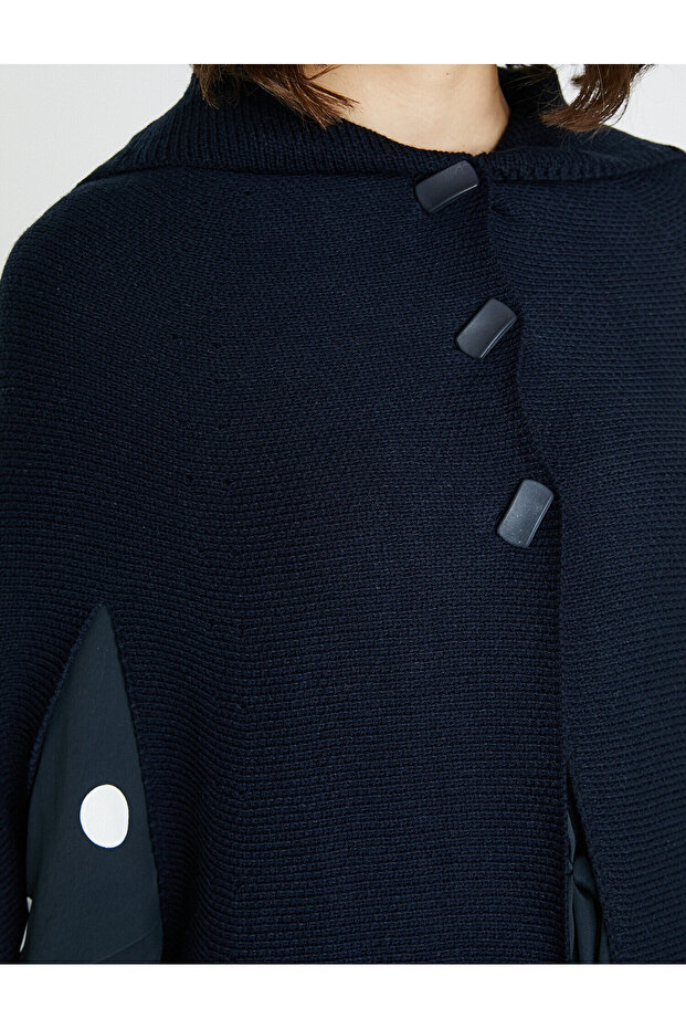 Strickjacke mit Kapuze - 6