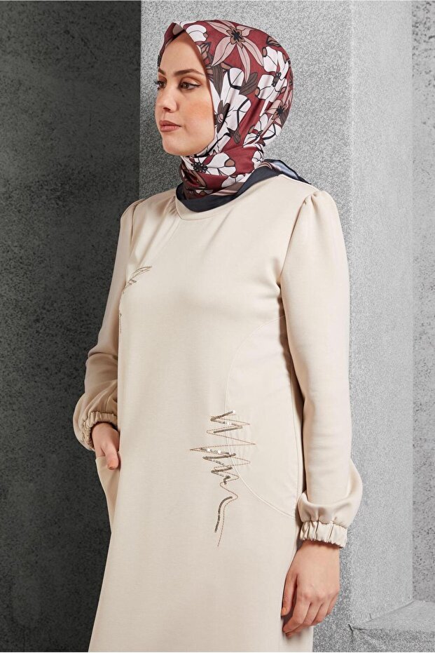 ألفينا وشاح منقوش 8505