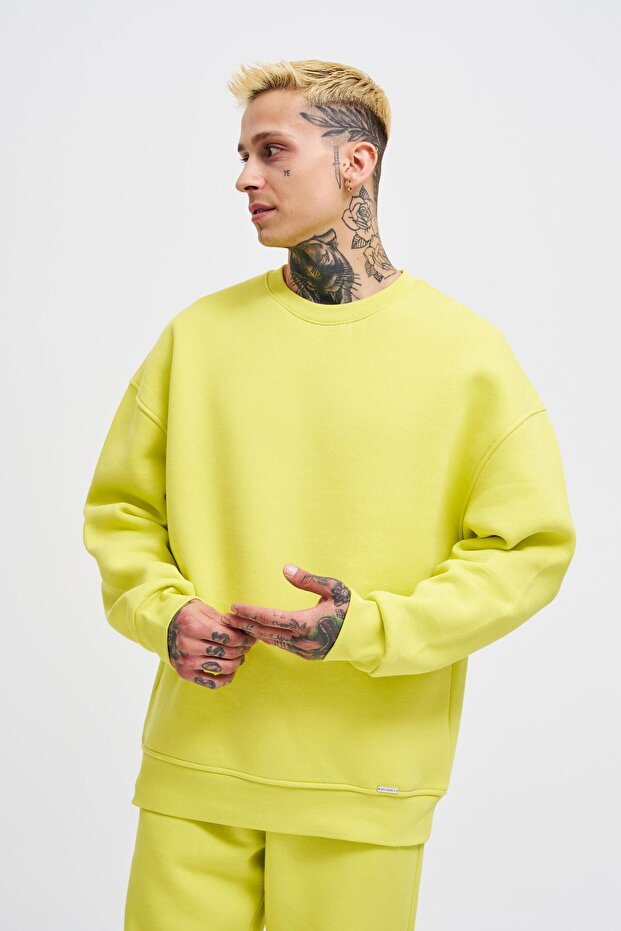 Men's Basic Crew Neck Oversized Sweatshirt Neon Yellow