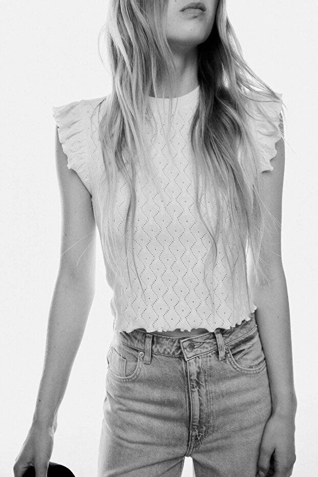 بلوزة بأكمام مطوية - 3