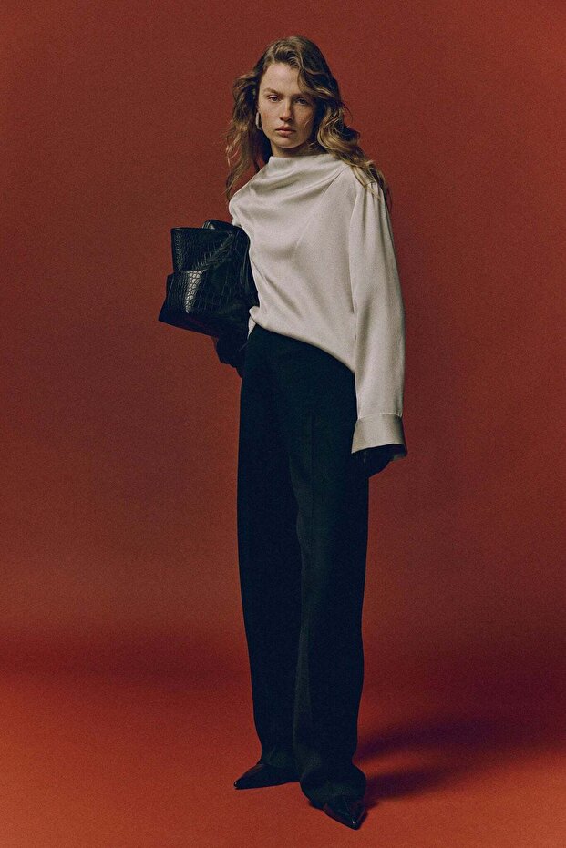 بلوزة برقبة دائرية - 2