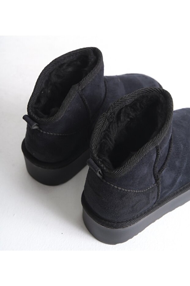 İçi Kürklü Bot - 4