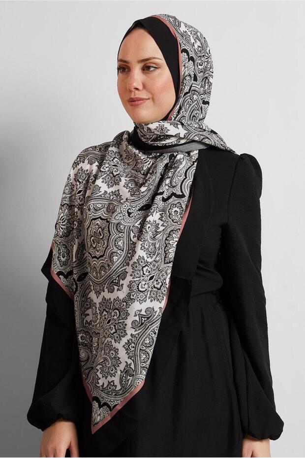 شال منقوش عرقيًا 4460