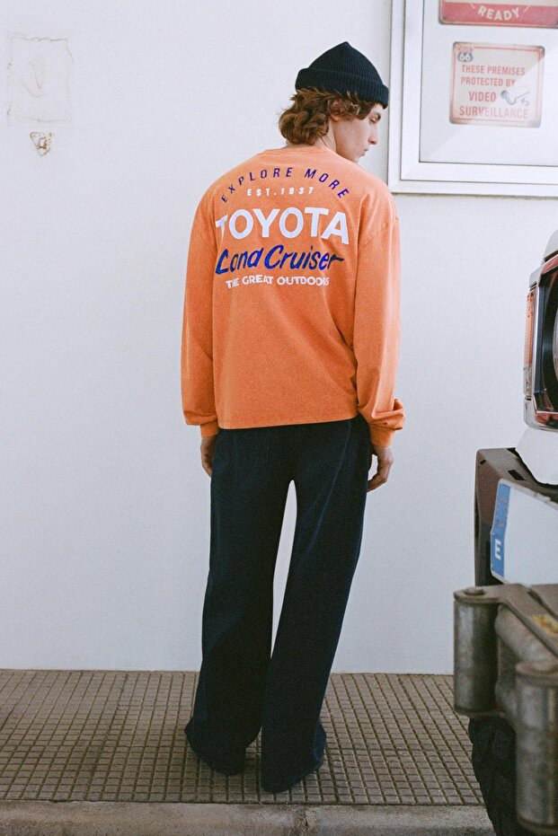 Turuncu Toyota Tişörtü - 4