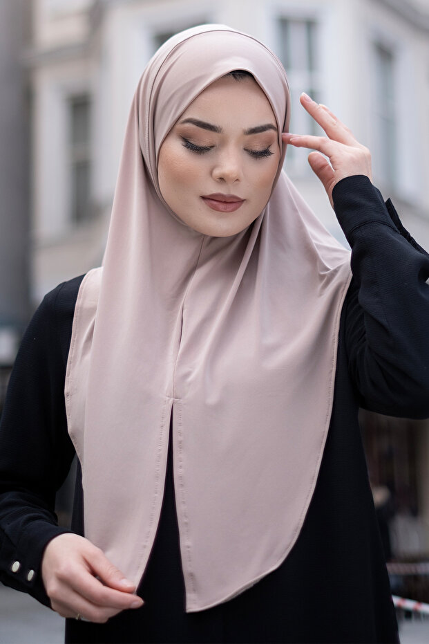 Beige Practical Ready-made Interlocking Hijab Scarf Sandy Fabric Slit Plain Hijab 2310_12