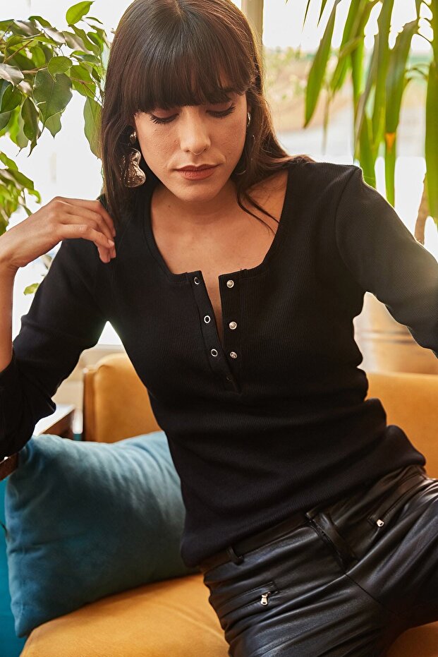 Schwarze karierte Camisole-Bluse für Damen BLZ-19000588 - 2