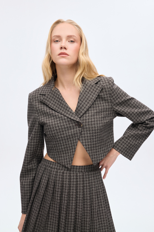 سترة بليزر منقوشة بزر واحد باللون البني - 4