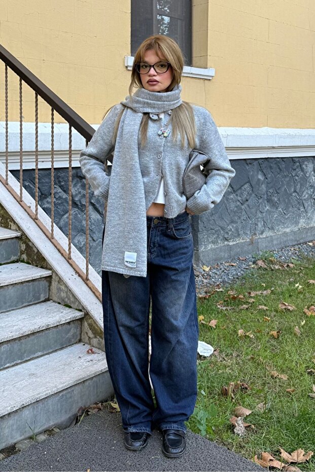 Düğmeli Triko Hırka - 2