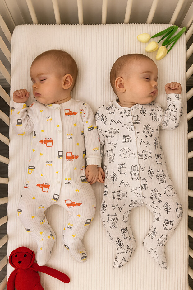 2-Piece Baby Boy Cotton Romper Set – Anti-Sweat for Nighttime Sleep, with Snap Fasteners (0-3/3-6 Months)