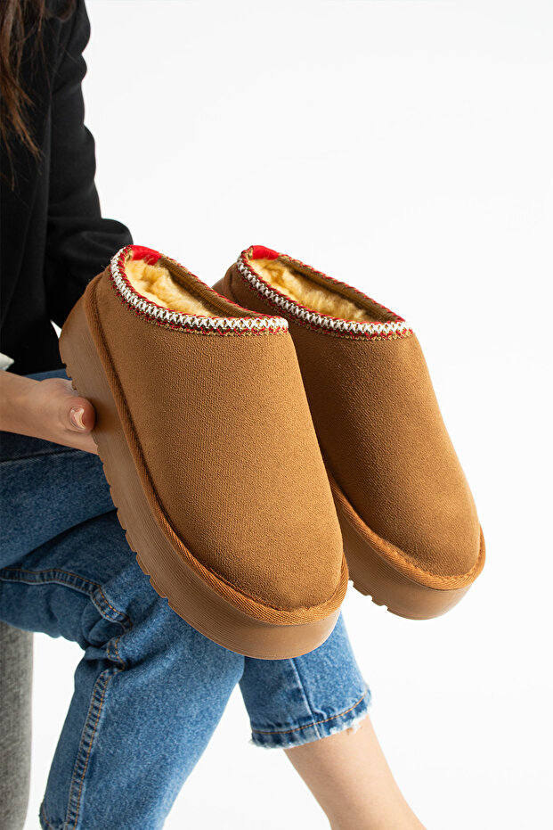 Taba Süet İçi Yünlü Kalın Taban Terlik - 1