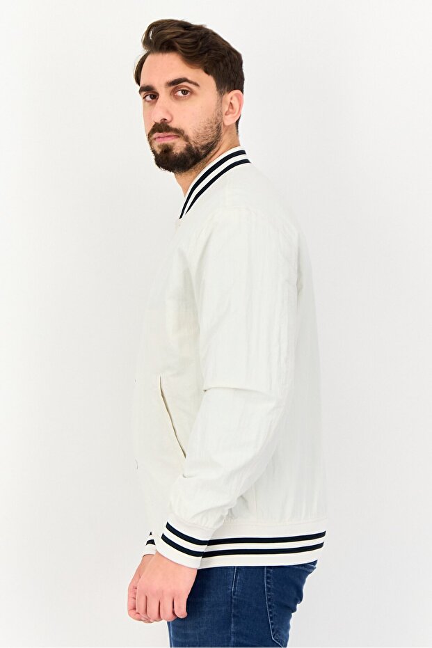 Men Solid Windbreaker Jacket, Off White - 2