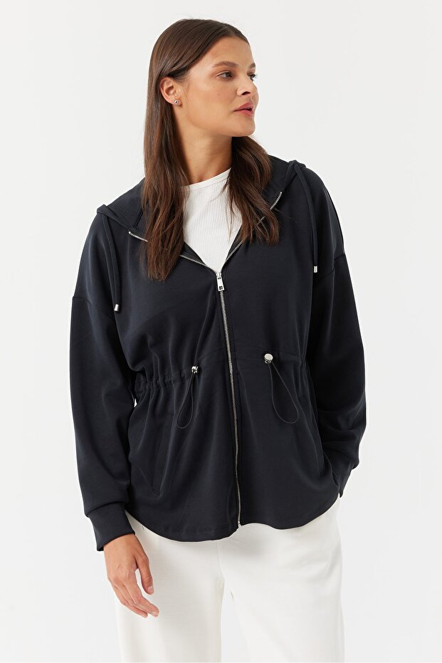 Kadın Kapüşonlu Sweat Üst - 4