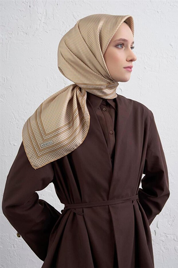 وشاح كلاسيكي منقوش سيفت حرير تويل 9404D 85