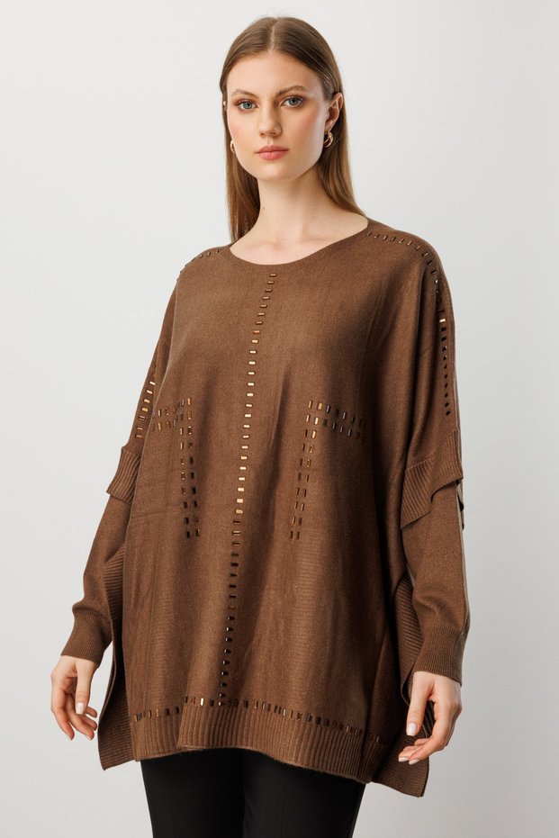 Stone Detailed Batwing Sleeve Knit Sweater