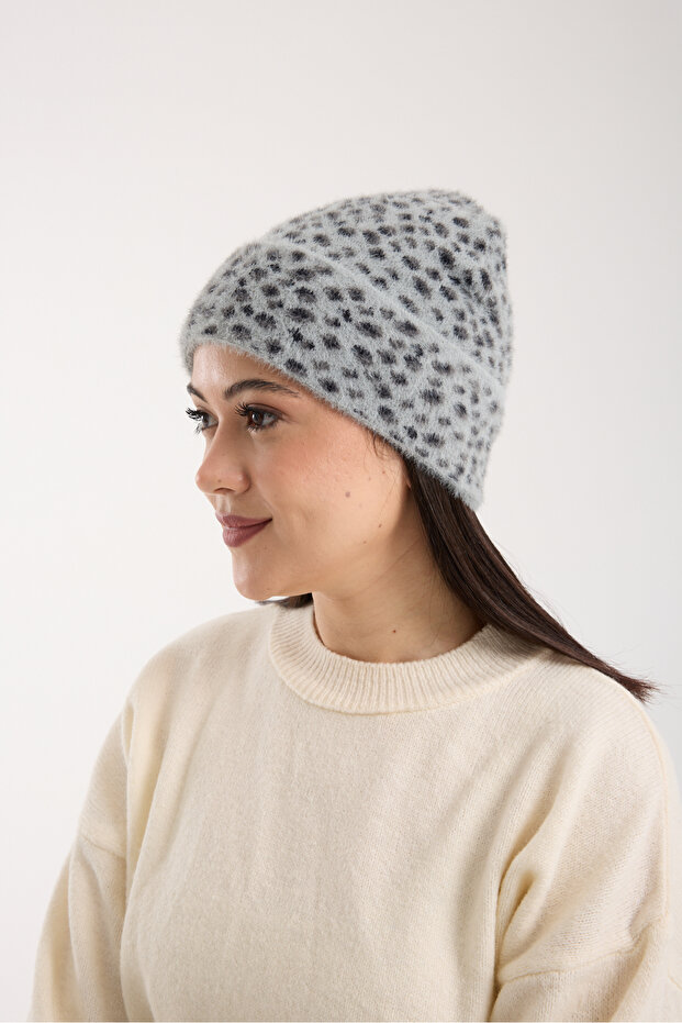 Gray Leopard Patterned Plush Folded Beret - 4