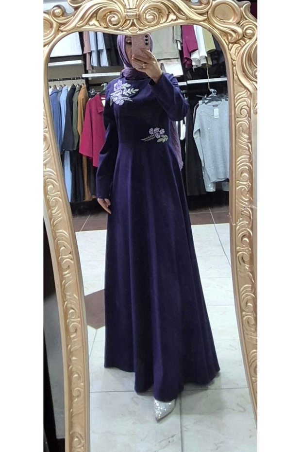 Flower Detailed Evening Dress