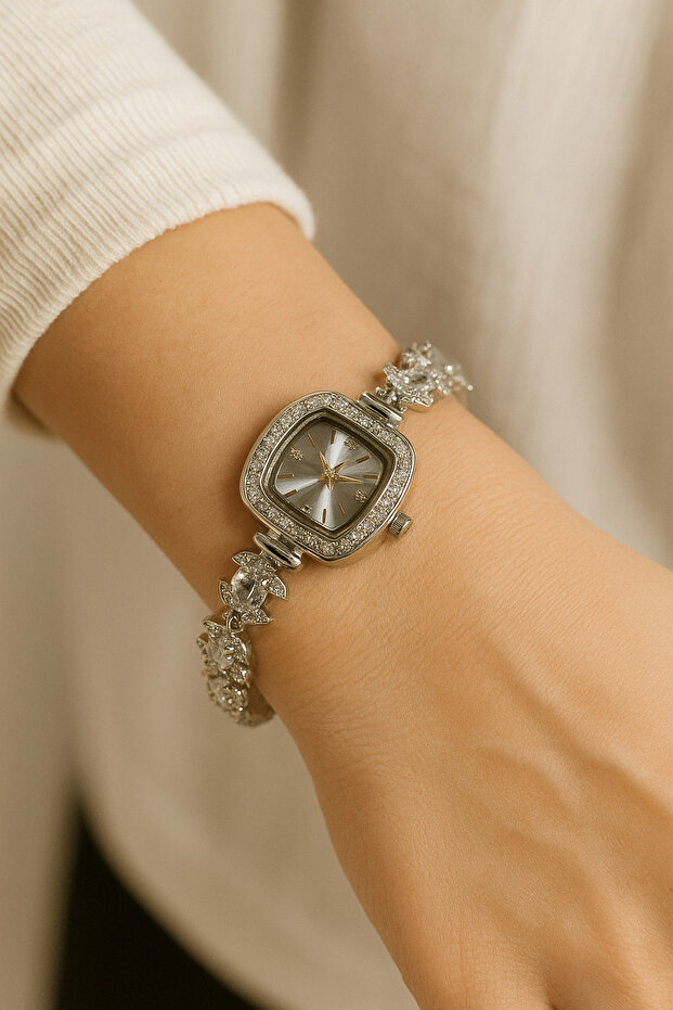 Taşlı Kadın Kol Saati - 1