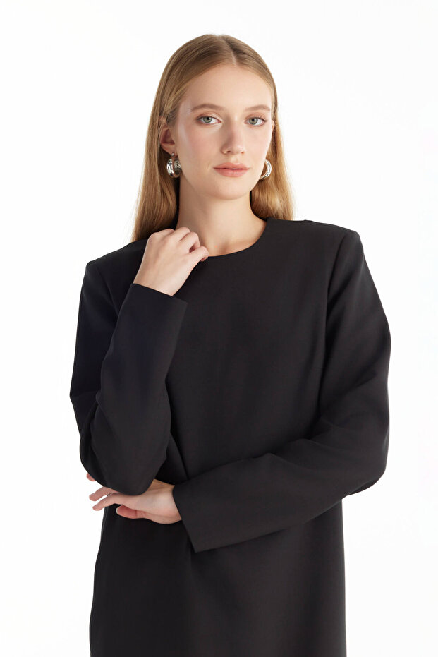 SİYAH YÜNLÜ MİNİ ELBİSE - 2