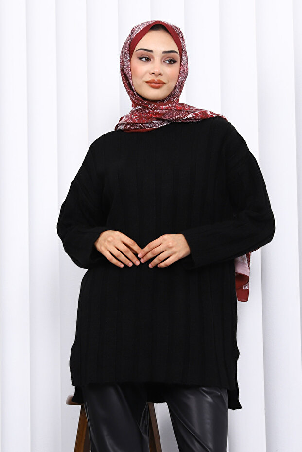 Black Yan Slit Corded Fabric Knitwear Sweater