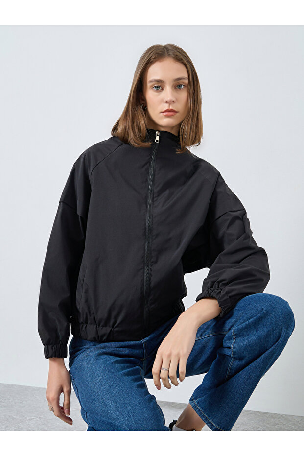 Black Regular Fit Lightweight Jacket - 3