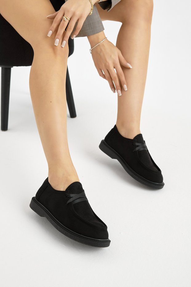 Women's Black Thermo Sole Suede Look Lace-Up Casual Loafer