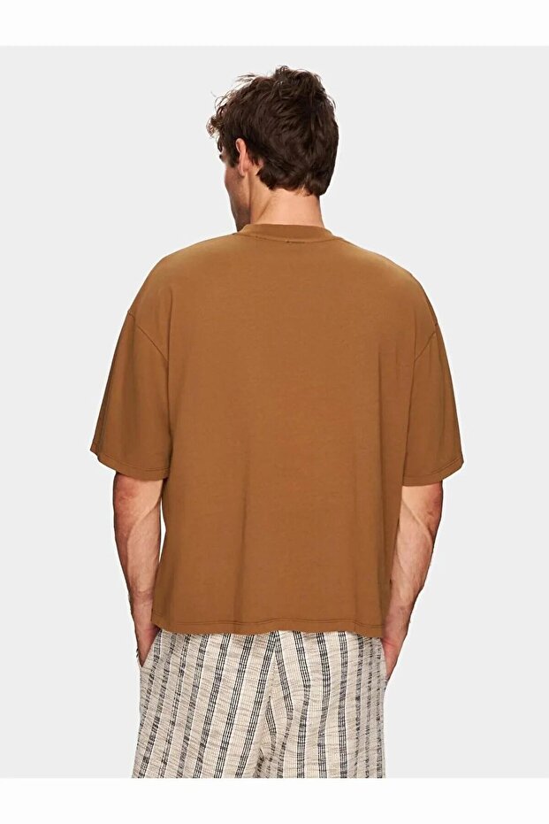 Μπλουζάκι Basic Loose σε χρώμα καφέ - 3