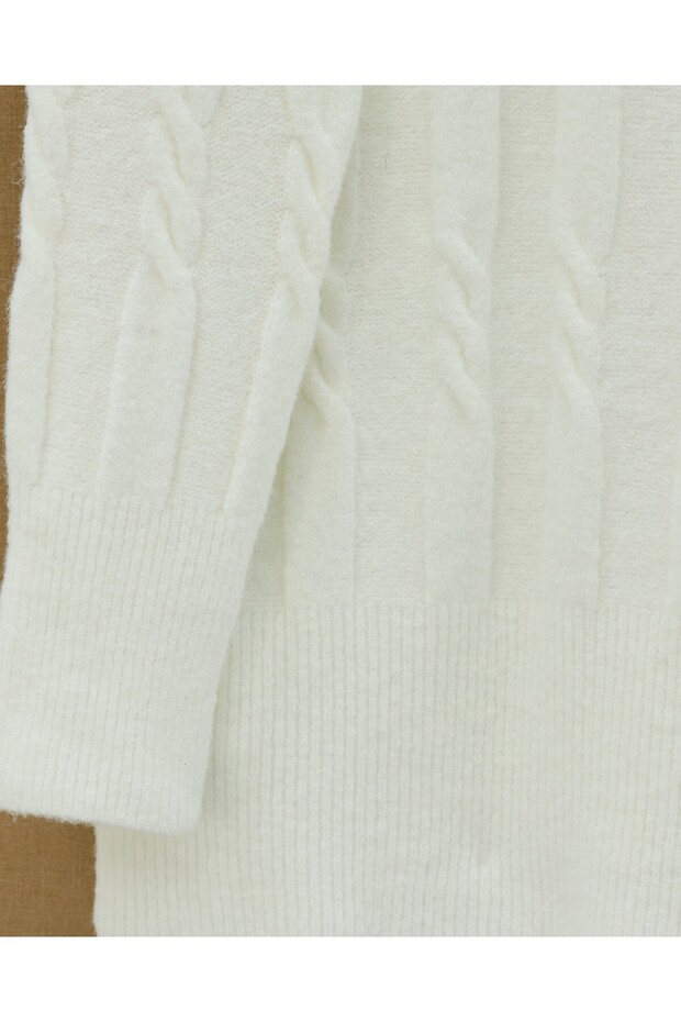 Embossed Patterned Soft Knit Sweater - Ecru - 7