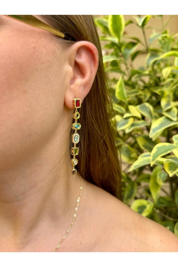 Gold colored stone earring