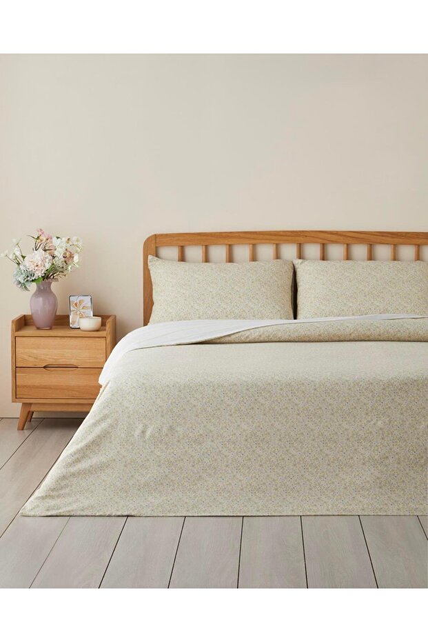 Petty Chic Easy-Iron Double Duvet Cover Set