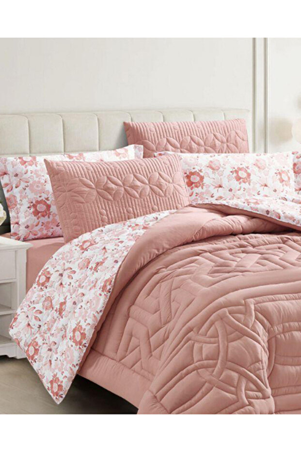 6-Piece Floral Comforter Set 240x260cm with Pillowshams, Pillowcases & Fitted Sheet Blanket House