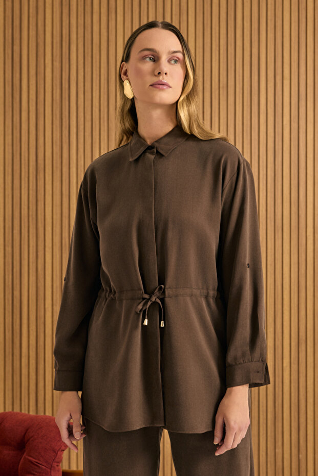 تونيك بني اللون برباط عند الخصر - 2