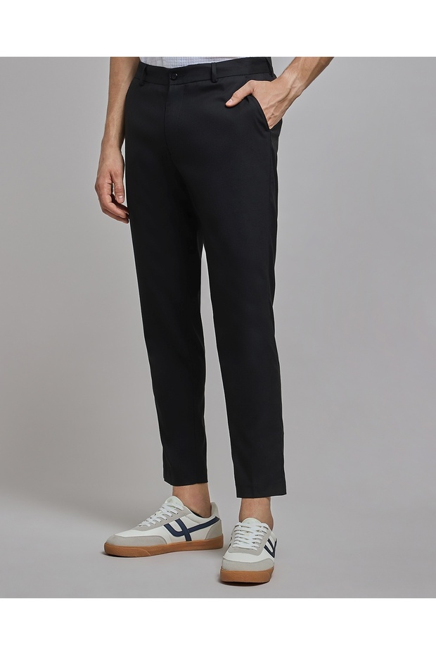 بنطلون ضيق سادة مع إغلاق بأزرار - 3