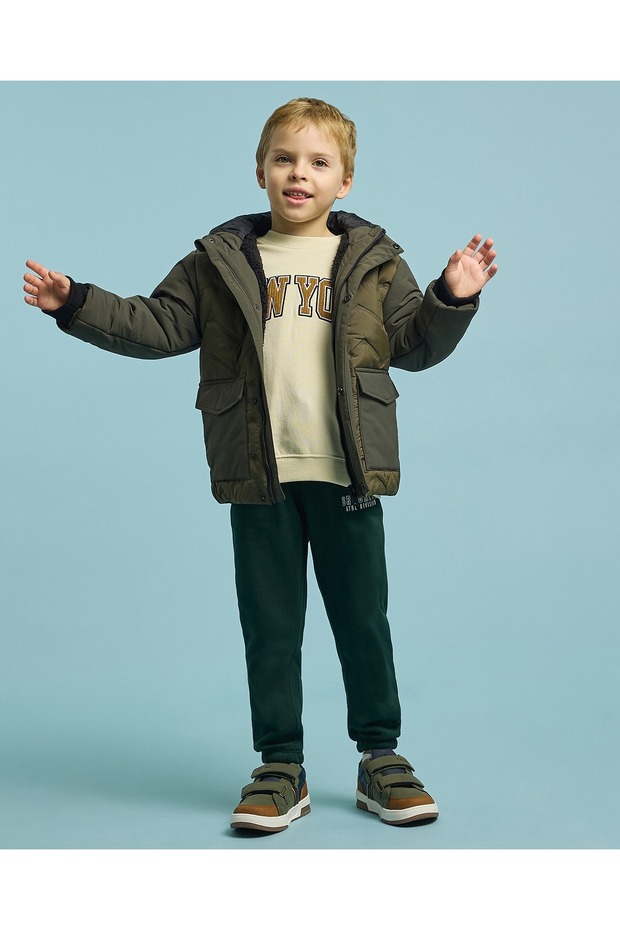 سترة سادة بغطاء رأس وسحاب للإغلاق - 1