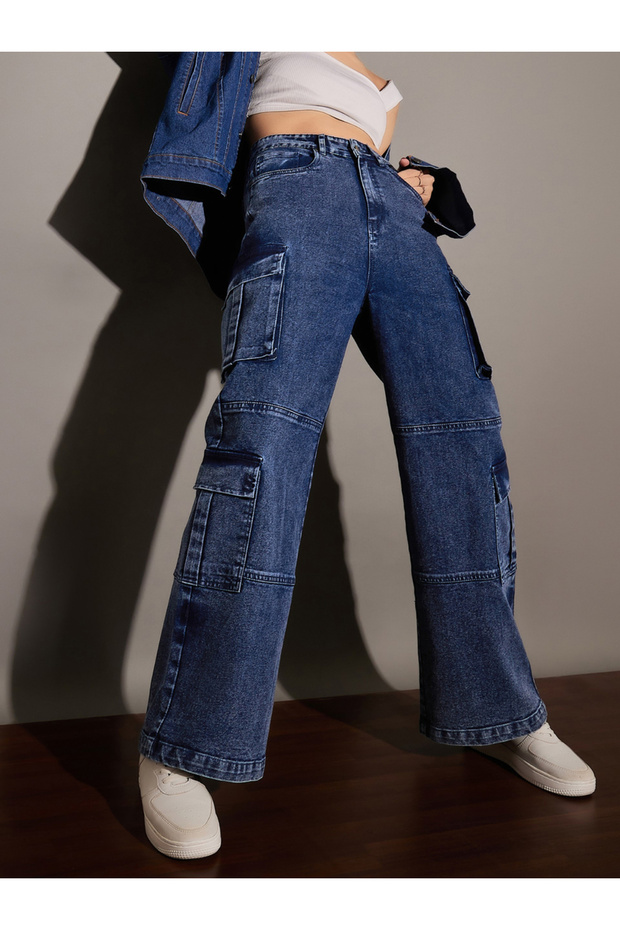 Women Blue Washed Multi Pocket Straight Jeans